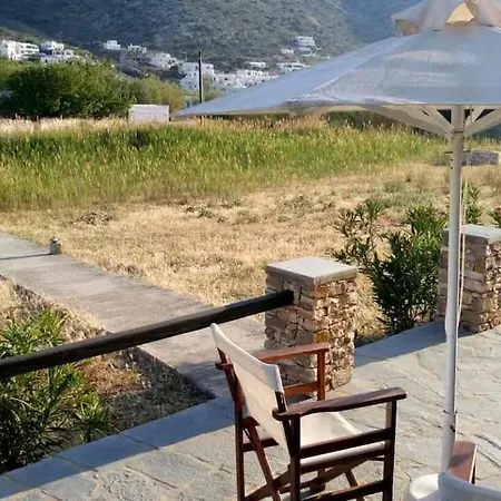 Dom wakacyjny Kyma House -150m From The Kamárai