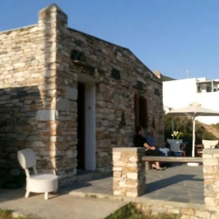 Kyma House -150m From The Holiday home Kamares (Sifnos)