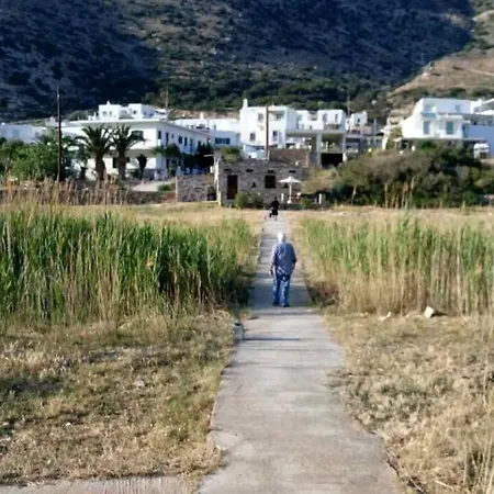 Holiday home Kyma House -150m From The Kamares (Sifnos)